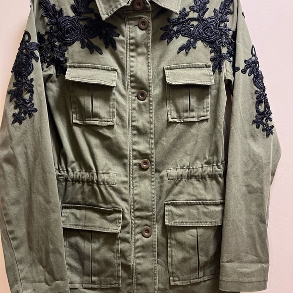 Light jacket - Picture 3 of 7